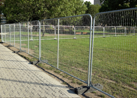 Temporary Mesh Fencing