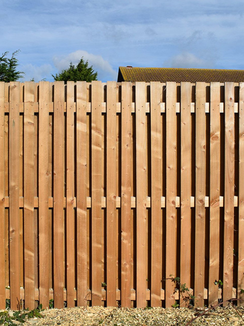 fence middle